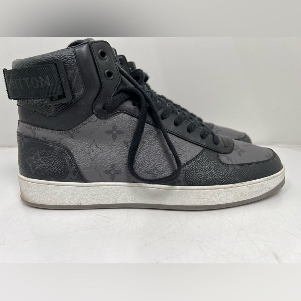 Louis Vuitton Trainer Sneaker Rivoli Boot High Top US 8.5 Mens Monogram Eclipse - Picture 2 of 11